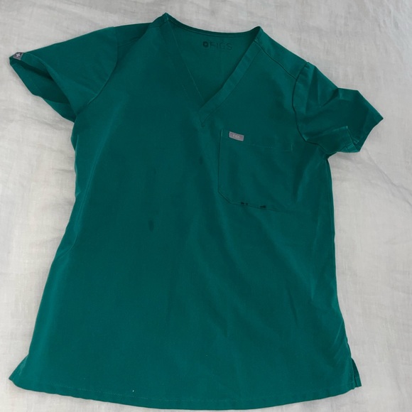 FIGS Catarina Hunter Green Scrub Top - Picture 2 of 4